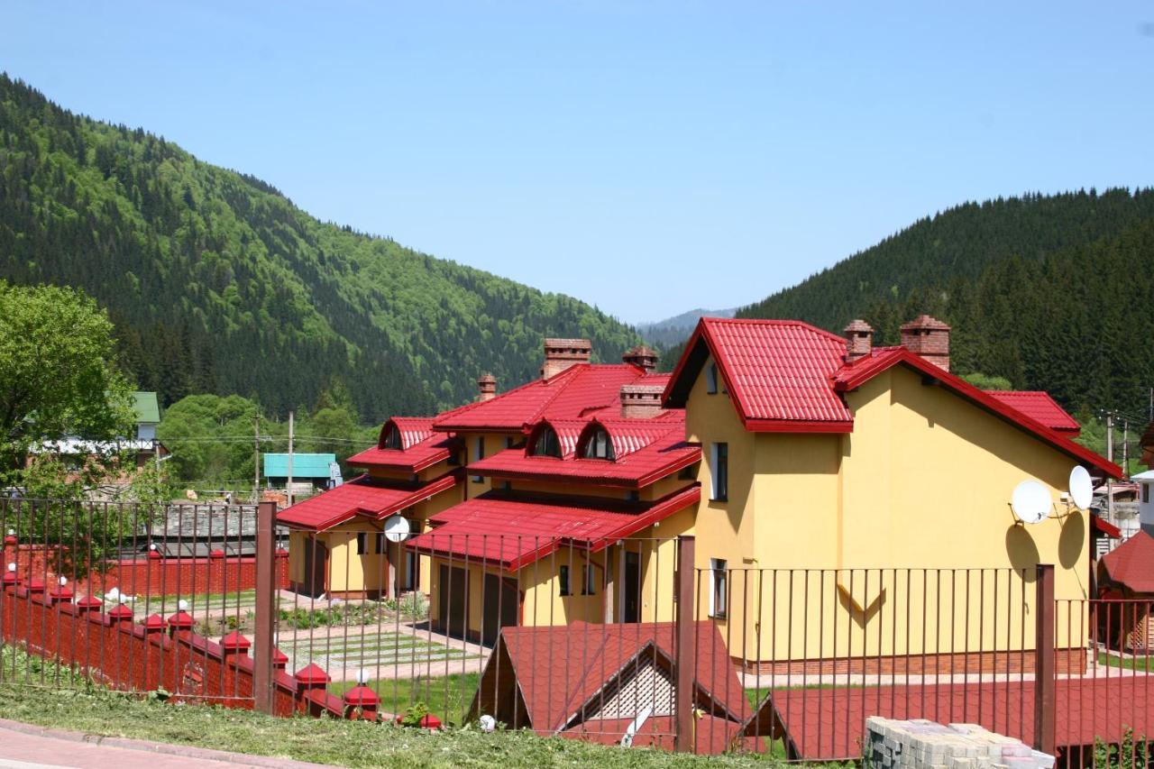 Liliana Hotel Slavske Exterior photo