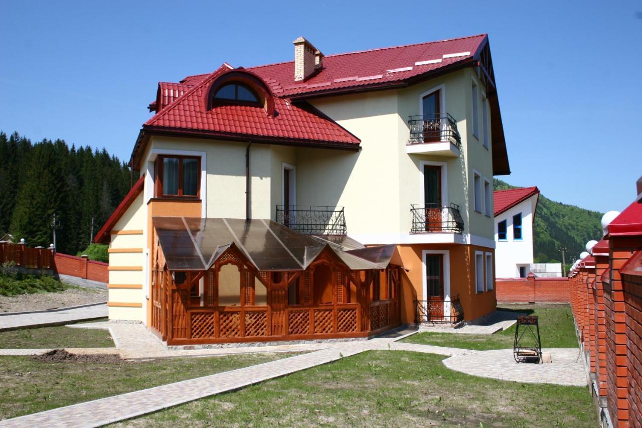 Liliana Hotel Slavske Exterior photo