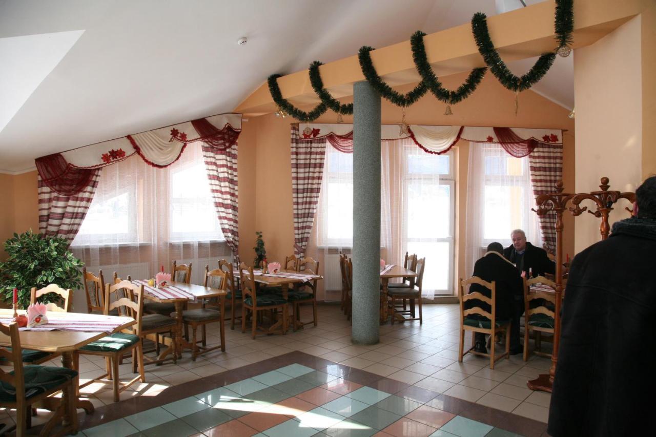 Liliana Hotel Slavske Exterior photo