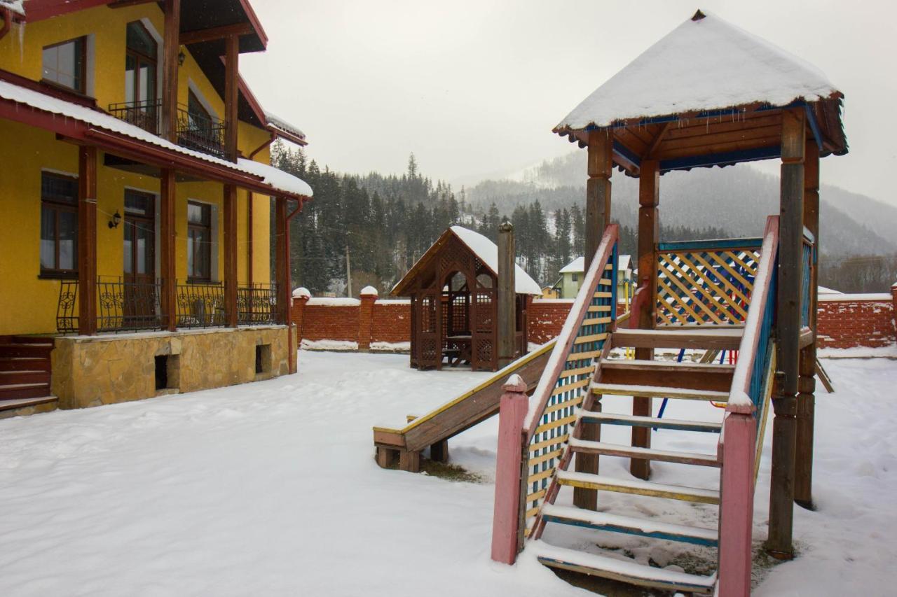 Liliana Hotel Slavske Exterior photo