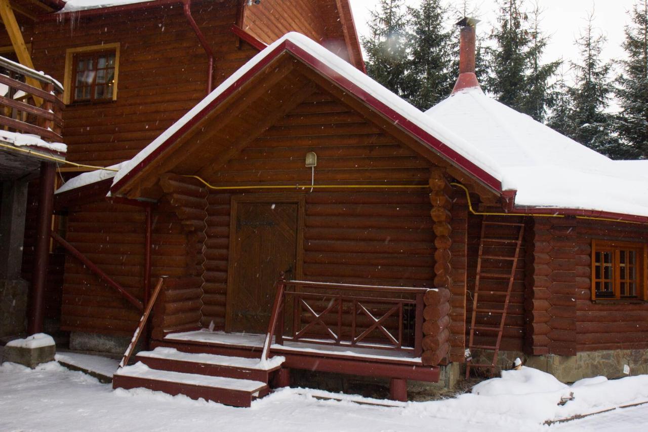 Liliana Hotel Slavske Exterior photo